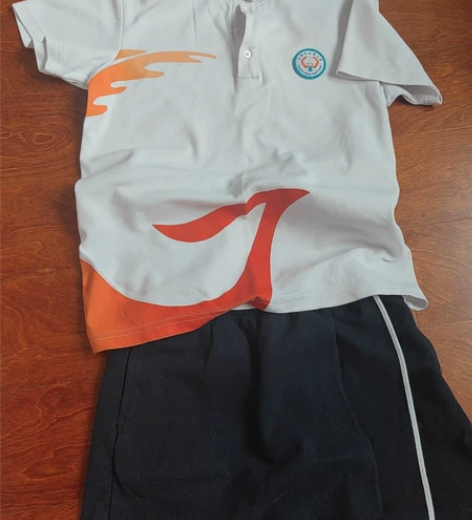 夏季校服 150身高轻微穿着痕迹￥20