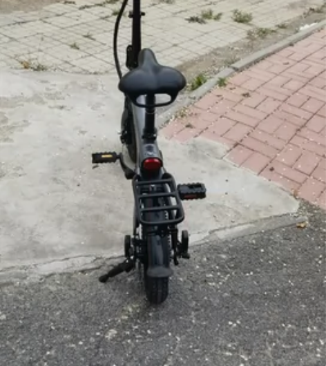 正步折叠电动车全铝车身电池在大梁里有喜欢的...