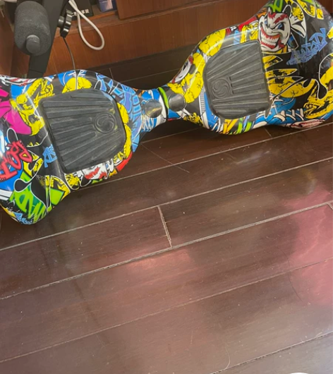 平衡车,10寸轮子,电池已经更换过,现在孩...