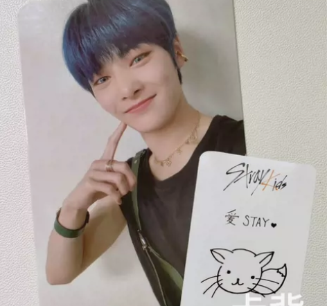 【可直拍】in生yzy末场羊 中文卡背特别...