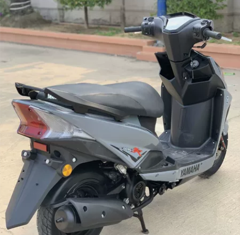 二手摩托车雅马哈尚领125cc 车况9成新...