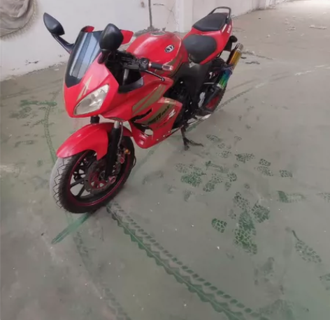 换汽车，摩托不骑了， 感兴趣的话点“我想要...