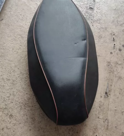 二手电摩座子 座椅 坐垫摩托座子座椅  雅...