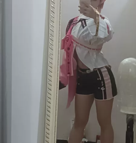 预售 新世界狂欢艾斯特cos   衣服全套...