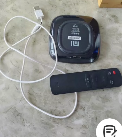 小米盒子,只有电源线和遥控器,主机,没有电...