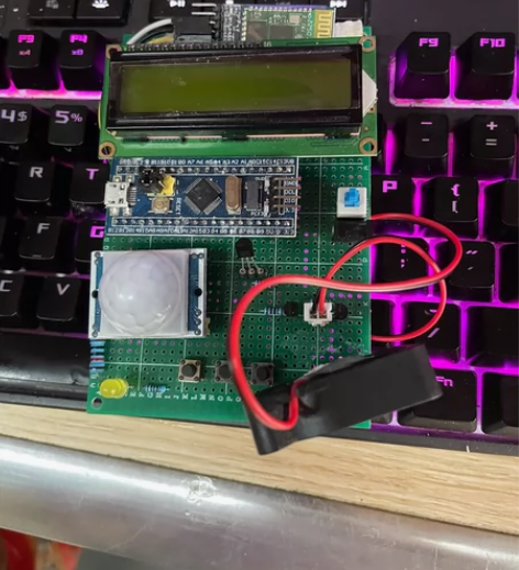 基于stm32的智能风扇，刚答辩完，有红外...