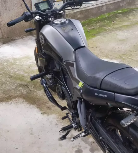 2019年12月上牌贝纳利幼狮250，手续...