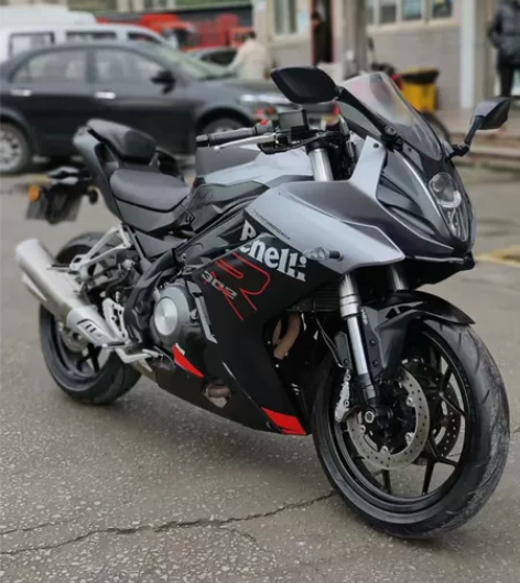 21年9月贝纳利飓风302R，安全行驶95...