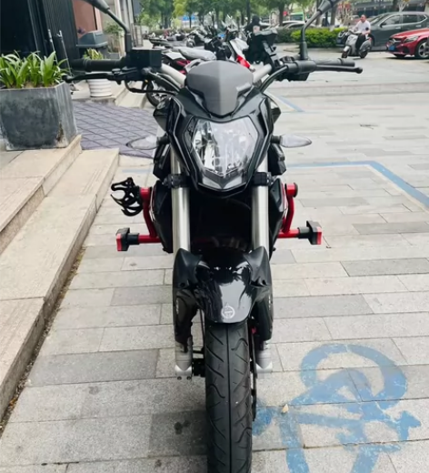 贝纳利红宝龙 19年11月 七千多公里  ...