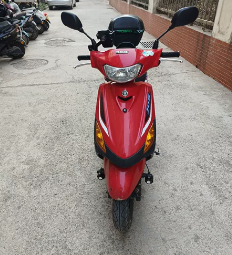 雅马哈巧格声音小蜜蜂 有手续 没上牌 上不...