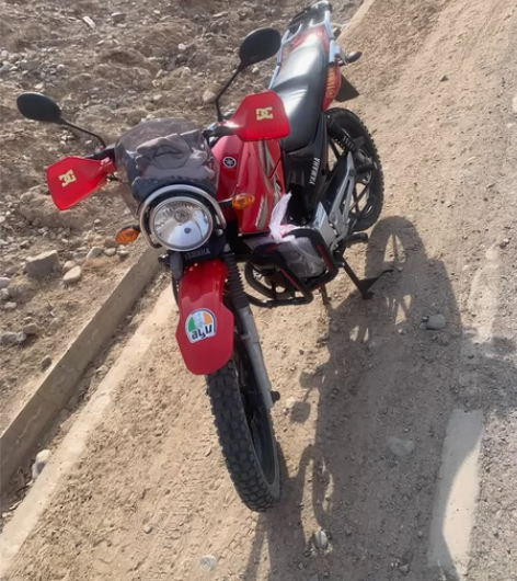 雅马哈天剑K   跑了9千公里  8成新需...