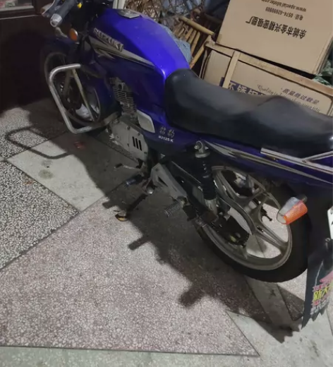 各位老铁，车没手续，十年左右，因本人己买了...