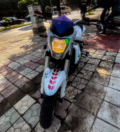 贝纳利黄龙300中国好声音 带一个行驶证当...