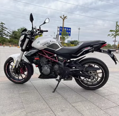 18年黄龙300，车况好，发变完美，动力澎...