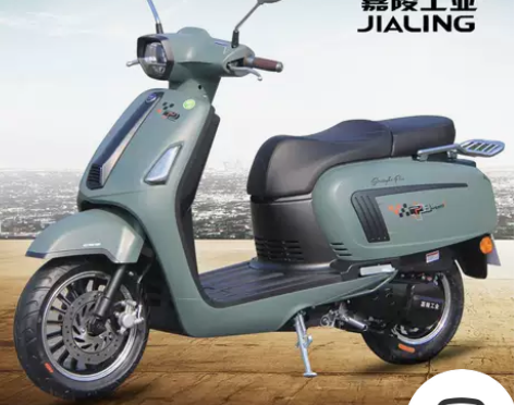 嘉陵工业125复古踏板摩托车全新电喷两轮