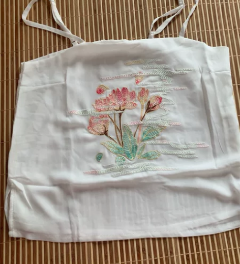 倚萝阁三件套，满绣雪纺面料夏季装m，没穿过...