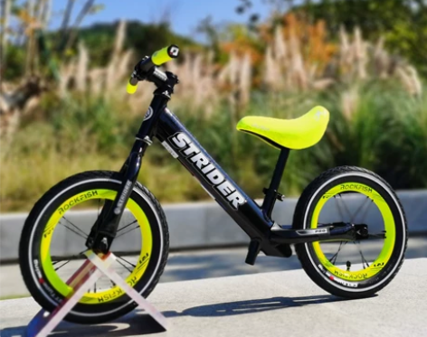 strider儿童平衡车滑步车超轻2-6岁...