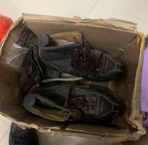 芭塞尼溜冰鞋 双排四轮 买的时候100多 ...