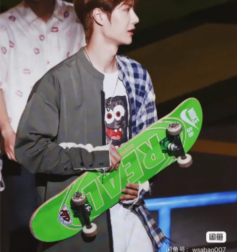 【王一博同款滑板】初学者潮牌滑板新手双翘极...