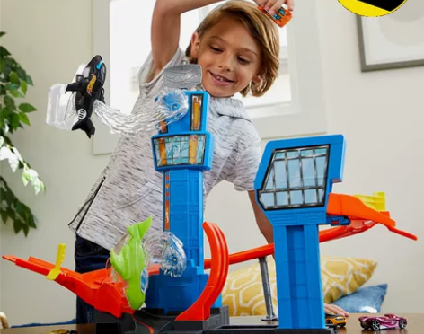 现货正版风火轮轨道电动城市机场套装喷射机合...