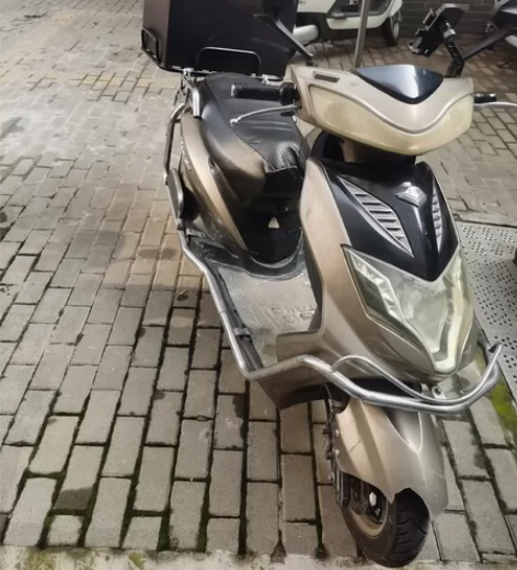 台铃电动车，新换电池不到半年，人不在郑州了...