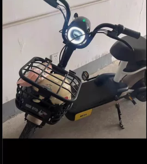 二手电动自行车便宜出售 五个多月时间.票据...