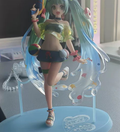 出初音未来手办 全是80一个 不讲价 2个...
