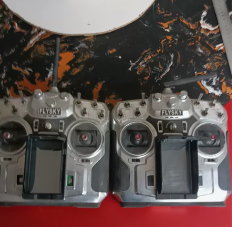 富斯遥控器好坏不知道当配件卖400两个 感...