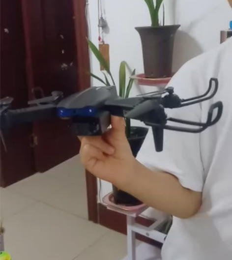 【低价转让】原价近600元航拍无人机大疆级...