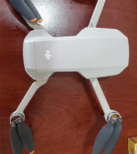 大疆mini2畅飞套餐，保险刚到期，其中两...