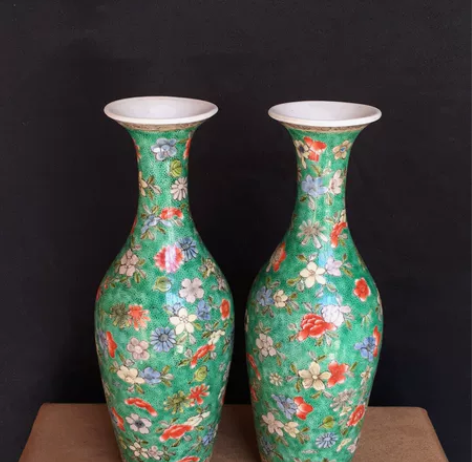 清光绪五彩柳叶瓶，高26.5厘米，口径6....