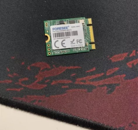 steam deck 固态 64g 到手拆...