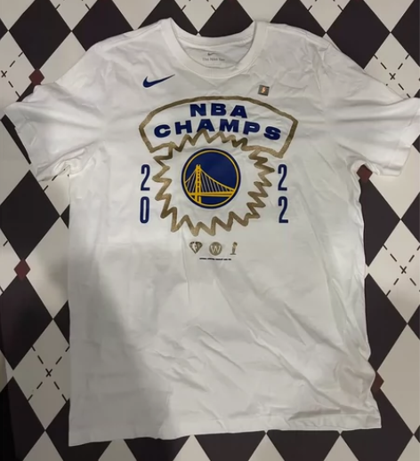 勇士队库里夺冠短袖 全新L码售出不退换??...