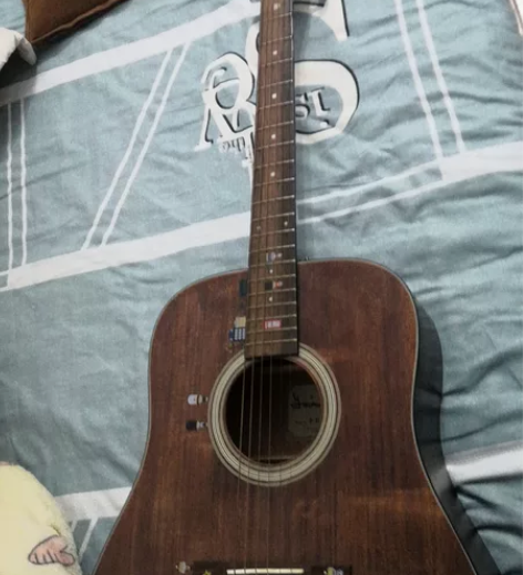 雅伊利D950,9成新,有小磕碰,送加厚吉...