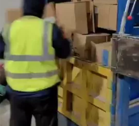 着急出来一台二手液压双杠打包机,80吨立式...