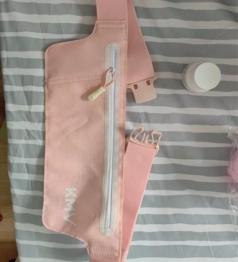 跑步腰包,用过2次,干净无损坏 感兴趣的话...