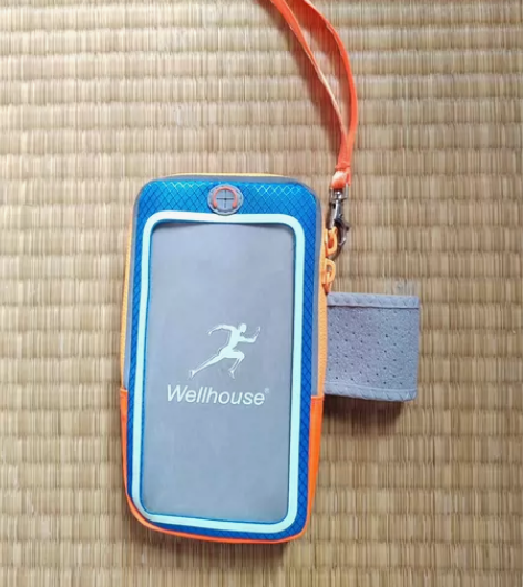 跑步运动手臂手机包 从未使用,基本全新。全...