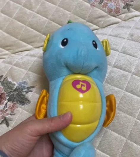 费雪小海马 感兴趣的话点“我想要”和我私聊...