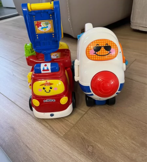 伟易达消防车?大飞机?轨道(部分) ，宝宝...