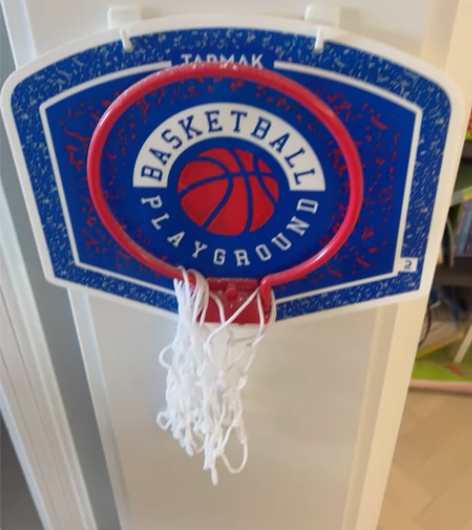 迪卡侬儿童篮球小篮板迷你挂式室内家用宿舍新...