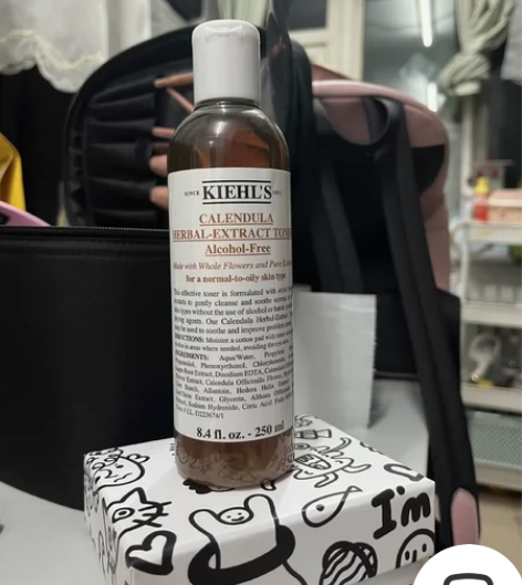 金盏花水全新未拆封 感兴趣的话点“我想要”...