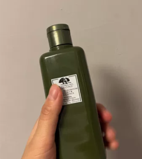 悦木之源 菌菇水 200ml 盒子应该丢了...