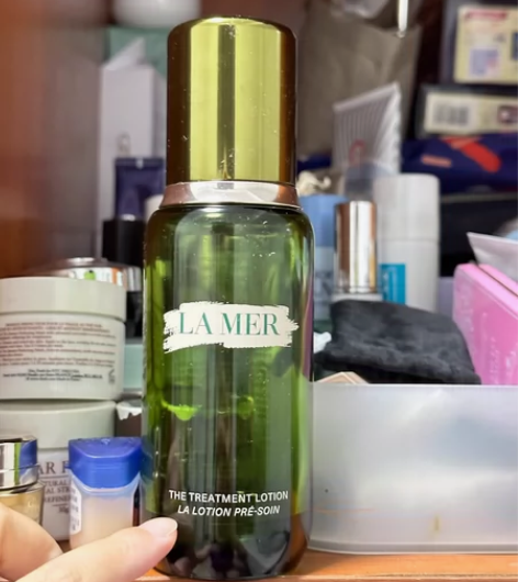 海蓝之谜精粹水 150ml装的 用了半年时...