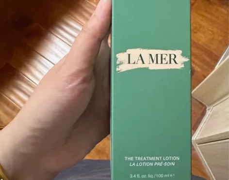 海蓝之谜精粹水100ml 全新只撕了包装纸...