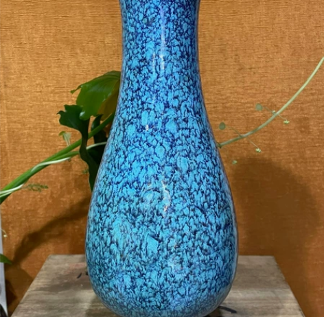 海外回流 大清乾隆年制….炉钧釉凤尾瓶 高...