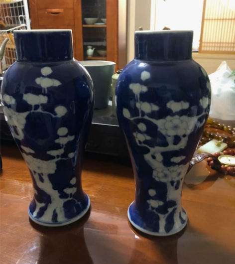 冰梅瓶一对，有人说晚清民国，有人说建国初期...