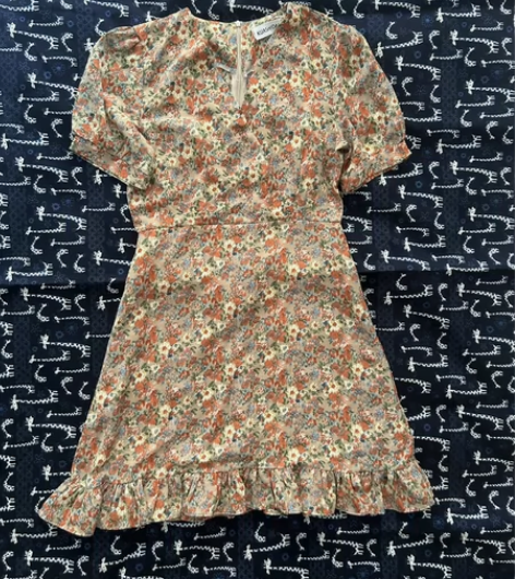 服装设计师闲置 本人服装设计师,裙子是九成...