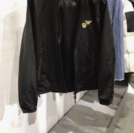 EA家的男装系列属于时装圈无法复制和取代的...