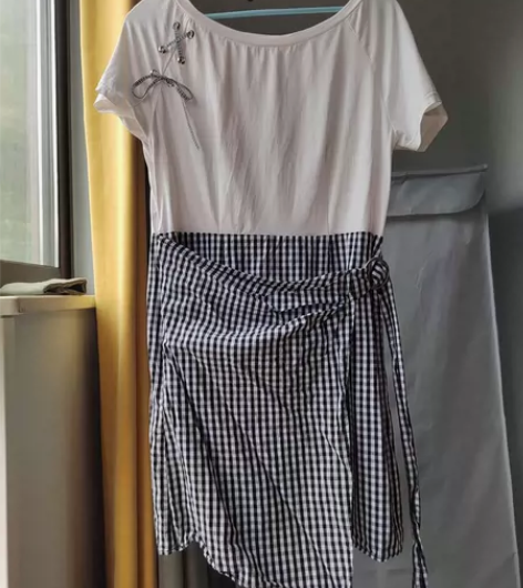 lagogo 连衣裙,腰部有裹裙设计 全场...