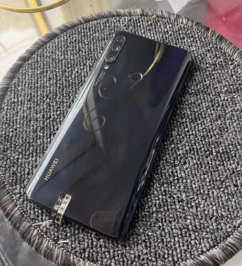 华为畅想10Plus 8+128 无拆无修...